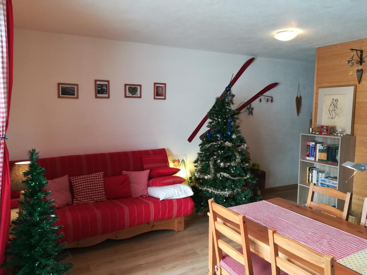 Romantic Chalet-Style Flat With Mountain View Torgon Екстериор снимка